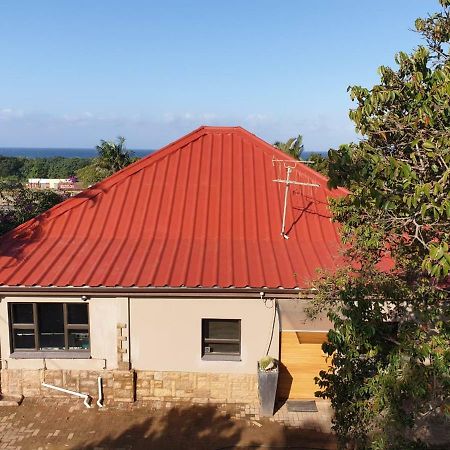 Thurston'S Beach House Retreat Villa Port Shepstone Exterior photo